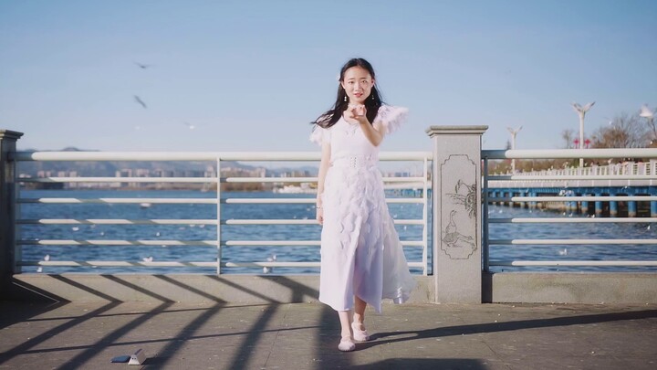 【งานวันเกิดสาย/ท่าเต้นเดิมๆ/เร่งรีบ】Bird's Poem