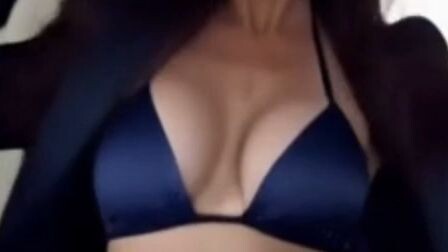 Karishma kapoor hot