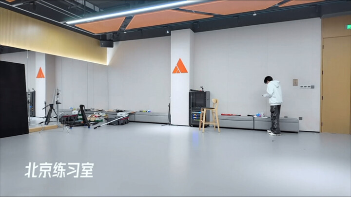 Chị Quân hãy chú ý hơn đến trạng thái tinh thần của con nhé | Một mình cũng chơi vui không kém | Có 