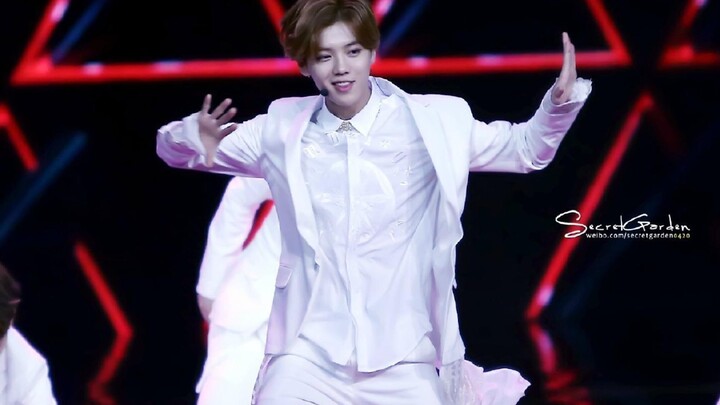 Aksi wajah dewa langsung 140419 Lu Han “Kecanduan (Overdose)” – edit campuran foto penggemar berdefi