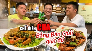 Giật mình dùng Bàn Chải giặt đồ chế biến Cua | DU LỊCH INDONESIA TỰ TÚC