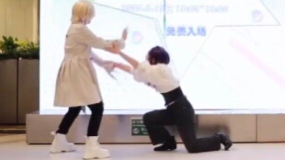 حلم مهرجان الجمباز يطلب الزواج بزي زيت السمسم تيانشيانغيوان (بوشي