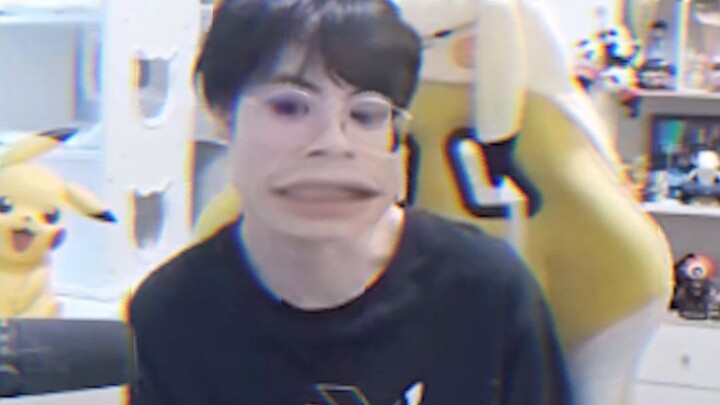 เมื่อคุณปู่เก๋อเห็นผู้แข่งขันโชว์ป้ายคู่รักในระหว่างการแข่งขัน