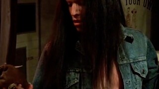 老人做了一个木头人，不料它却活了过来，最后还救了老头的命