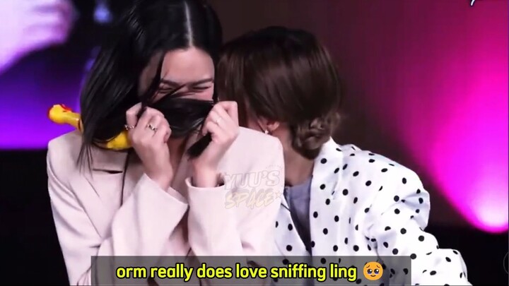 [LingOrm] Ling was really worried about Orm's skirt, her eyes kept glancing over