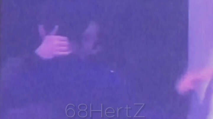 Gây sốc! Idol hàng đầu lại xuất hiện ngay trong concert…