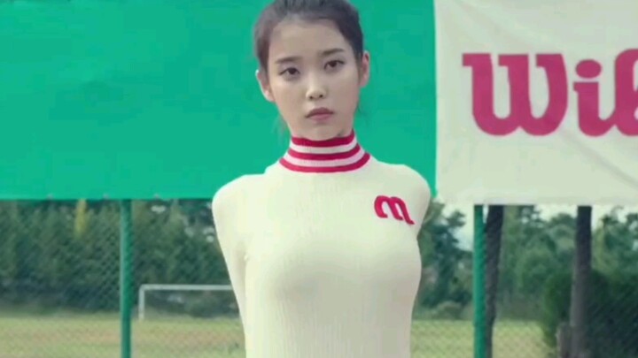 卧槽，漂亮小姐姐竟然从内裤里拿出了网球！