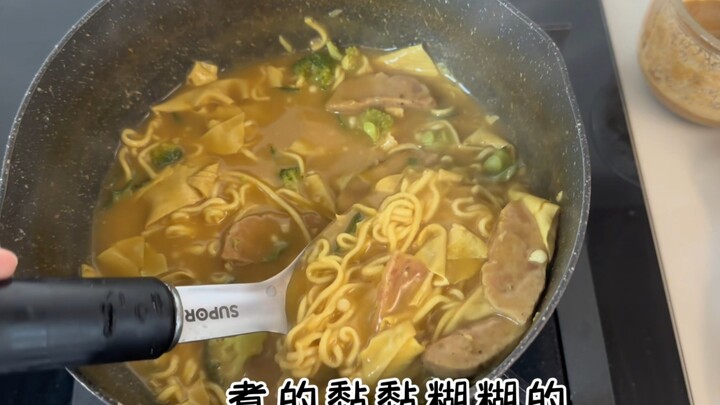 รายการที่เด็ก ๆ ต้องกินในภาคตะวันออกเฉียงเหนือ: หม้อไฟรสเผ็ดเหนียวแบบภาคตะวันออกเฉียงเหนือ
