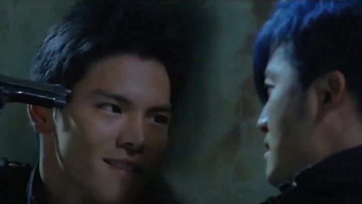 To be honest, Xiang Zuo used to be a good actor, but now he’s becoming more and more… hard to descri