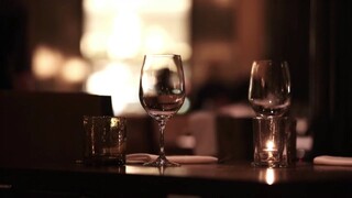 Nghe kể chuyện tiếng anh trước khi ngủ - CRAFTING WITH WOOD AND GLASS- luyện nghe tiếng anh thụ động