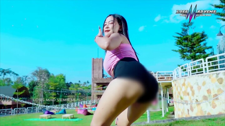 DJ Goyang Bokong Semok bikin tegang 😮🤤😱