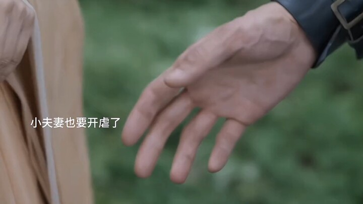 Ini kali terakhir dia bertemu gurunya, adiknya sudah pergi, dan pasangan muda itu juga bakal mulai m