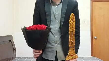 Beri Nona Mengyin Chanuo sedikit kejutan kecil!