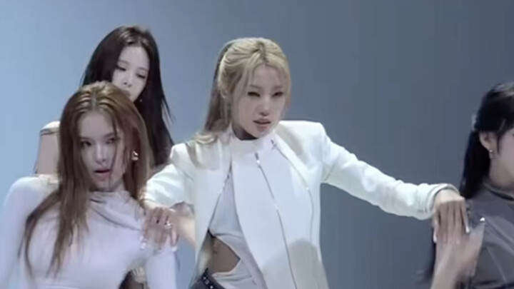 “Did you know? I joined the company thanks to my dancing.”