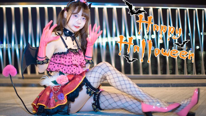 Dance cover Happy Halloween dengan cosplay