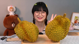 Pesta Durian! Mentah, panggang, beku, rebus. Aroma kelezatan yang menguar!