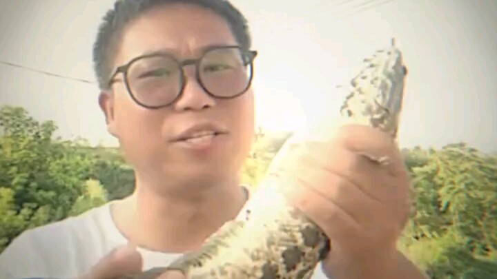 Please like, subscribe, and share my very first video!