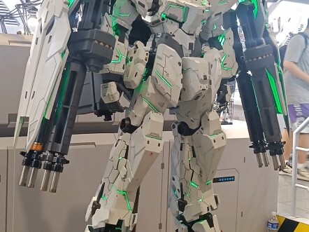 BW real shot 1/24 kỳ lân siêu đẹp trai, chắc chắn là kỳ lân đẹp trai nhất lịch sử