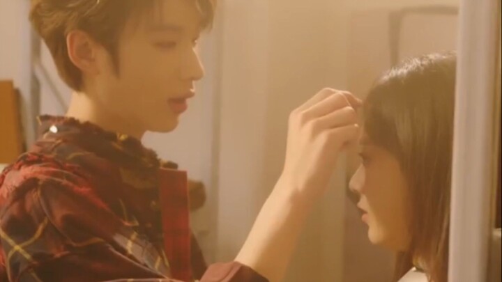 Wu Tianhao & Hou Chengyue - Sindrom Musim Dingin