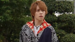 เหล่าผู้หมวดใน Kamen Rider TV ที่ปรากฏตัวครั้งแรกในรูปแบบซองหนัง (หม้อแปลงไม่ปรากฏ) เฮเซ 2 → เรวะ