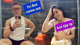 Cha Rồng dẫn Trí Bot ghé thăm nhà DIVA Cát Thy Bánh tráng trộn