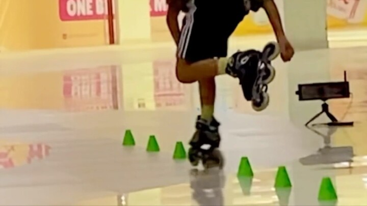 Seru! Sepatu roda speed slalom