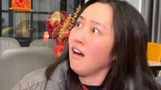 When you bring your low EQ girlfriend to meet your parents during the Chinese New Year