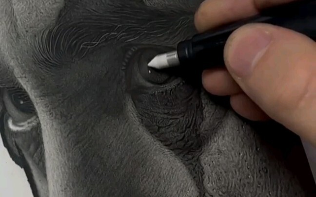 عملية صنع مهرج واقعي للغاية