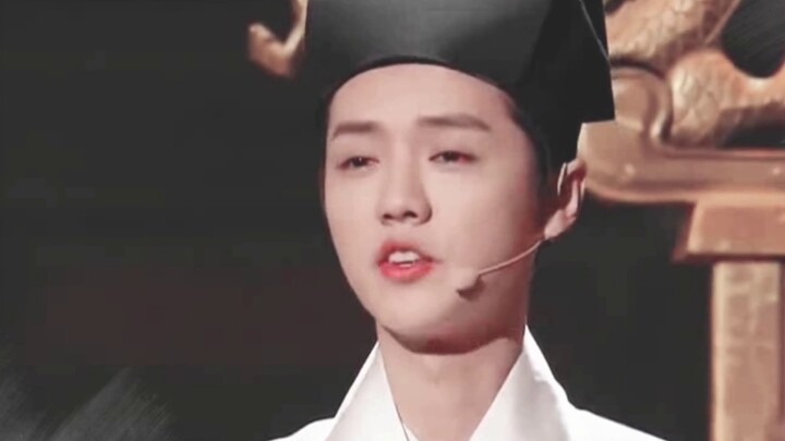 [ลู่หาน ดอกนาร์ซิสซัส/เลียหน้า] ลม ดอกไม้ หิมะ พระจันทร์ พิงมอสอย่างเมามาย//เกียจคร้านอย่างไม่รับผิด