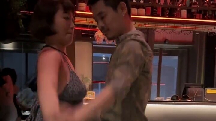 Feel the romance! The inner beauty of Bachata dance