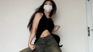 用一句话总结自己:比狗困比猪馋比驴犟🍉#浅跳一下 #翻跳 #foryou #ootd我的穿搭日记