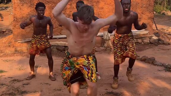วากา วากา 🕺 #tanzen #wakawaka #africa #backflip #fyp