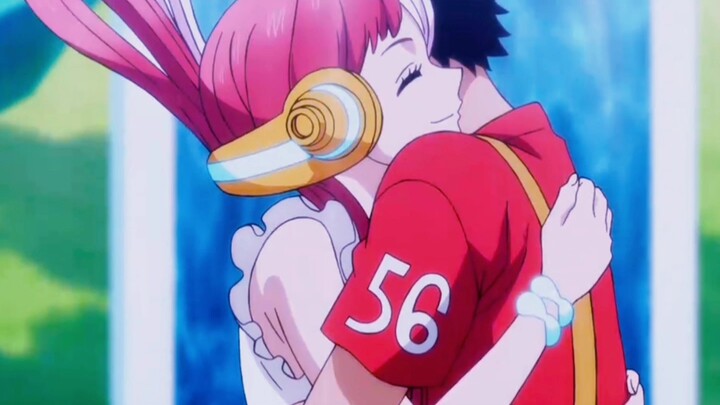 Even childhood sweethearts are super sweet!