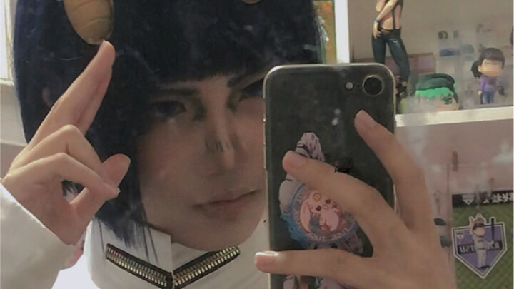A fourteen-year-old junior high school student cosplays a twenty-year-old Bucciarati! ?