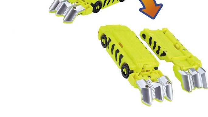 Product image of the Explosive Sentai Runner DX Runner Monster Set, 3080 yen including tax, released