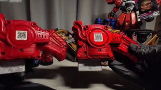 Kamen Rider Build: Dangerous Trigger repaint effect shows the hidden mystery inside