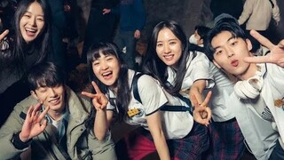 “Twenty Five, Twenty One” Cast Showcases Tight Knit Friendship Behind The Scenes