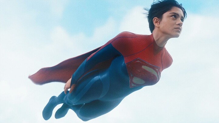 Awesome! DC's "The Flash" Supergirl special—Sasha Calle makes her film debut!