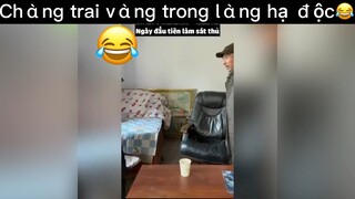 Chànv trai vàng trong làng hạ độc#haihuoc#hài#tt