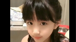 重温“早上好鸭” 那时候的她头发、睫毛都很茂密