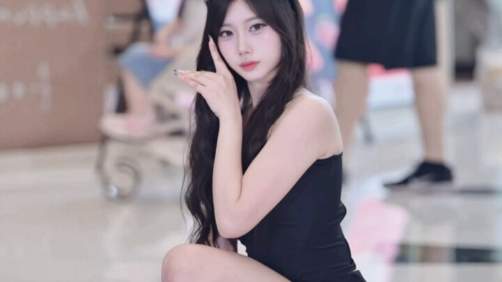 แมวน้อยตัวหนึ่งกำลังเดินเข้ามาหาคุณ..【ก้าวเท้าเบาๆ แบบแมว】