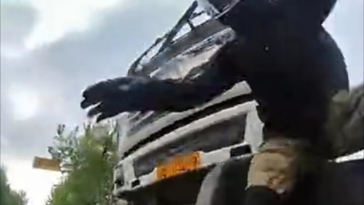 Để tôi sợ chết ngay tại chỗ luôn.