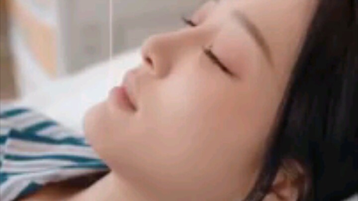 3. From Tragic Heroine to Jailer: A Crazy Reversal.!