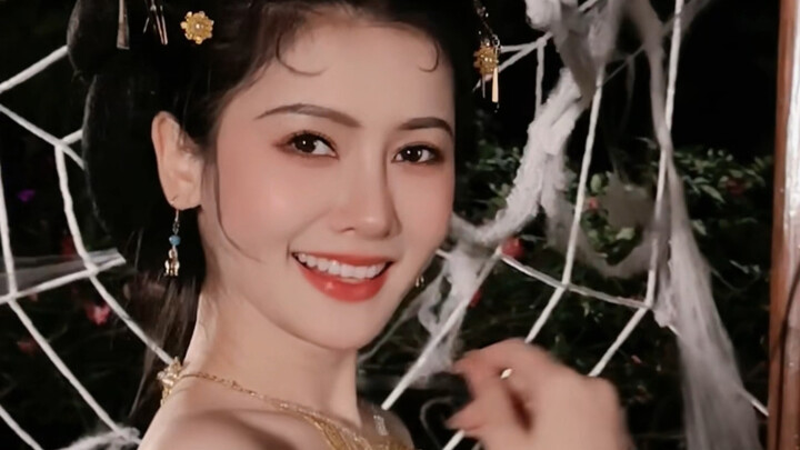 Menantu perempuan di rumah cosplay Ratu Laba-Laba, film dan drama lokal memang pas banget sama seler