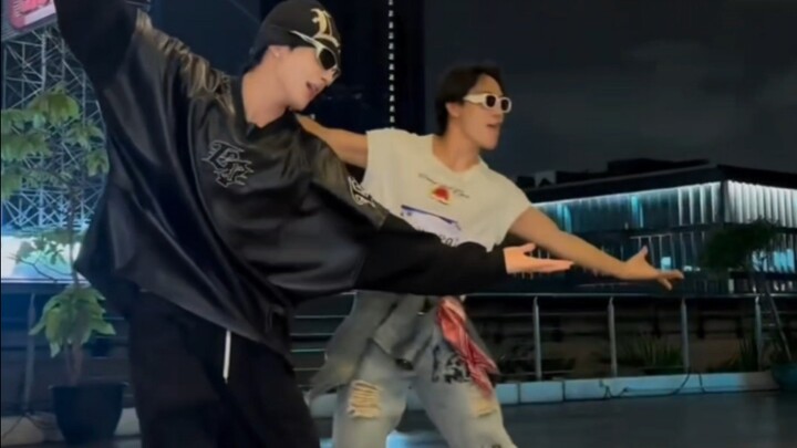 ท่าเต้นที่ใช่สำหรับคุณมาถึงแล้ว! เวอร์ชันใหม่ของ "When We Disco" บอกเลยว่าสนุกและน่าสนใจมาก! ใครที่อ