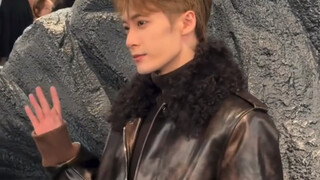 Tan Jianci 9.10.MK New York Fashion Week Material Summary This is what I deserve for getting up earl