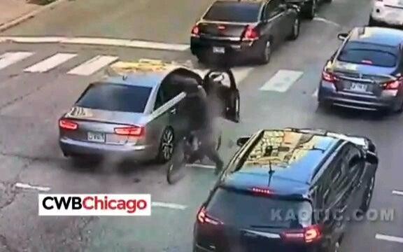 หมวกกันน็อคช่วยชีวิตเขาไว้