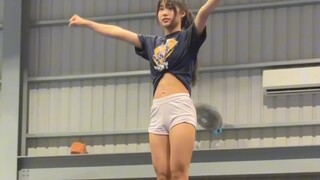 啦啦队女孩技巧训练