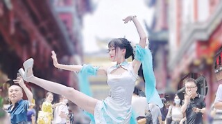 เมื่อโรคกลัวสังคมพยายามจะระบาดบนท้องถนน...