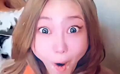 คุณเดาสิว่าเธอคิดอะไรขึ้นมา?